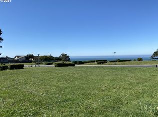 Sea Breeze Way #18, Brookings, OR 97415