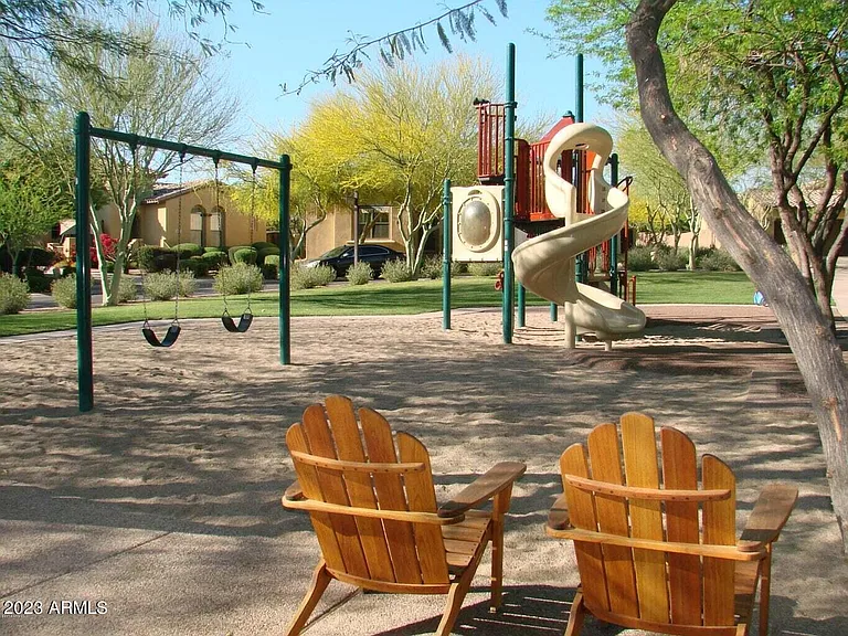 9260 E Desert Village Dr — Photo 36