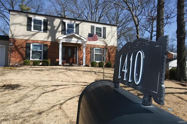 1st image of 1410 Royal Springs Dr