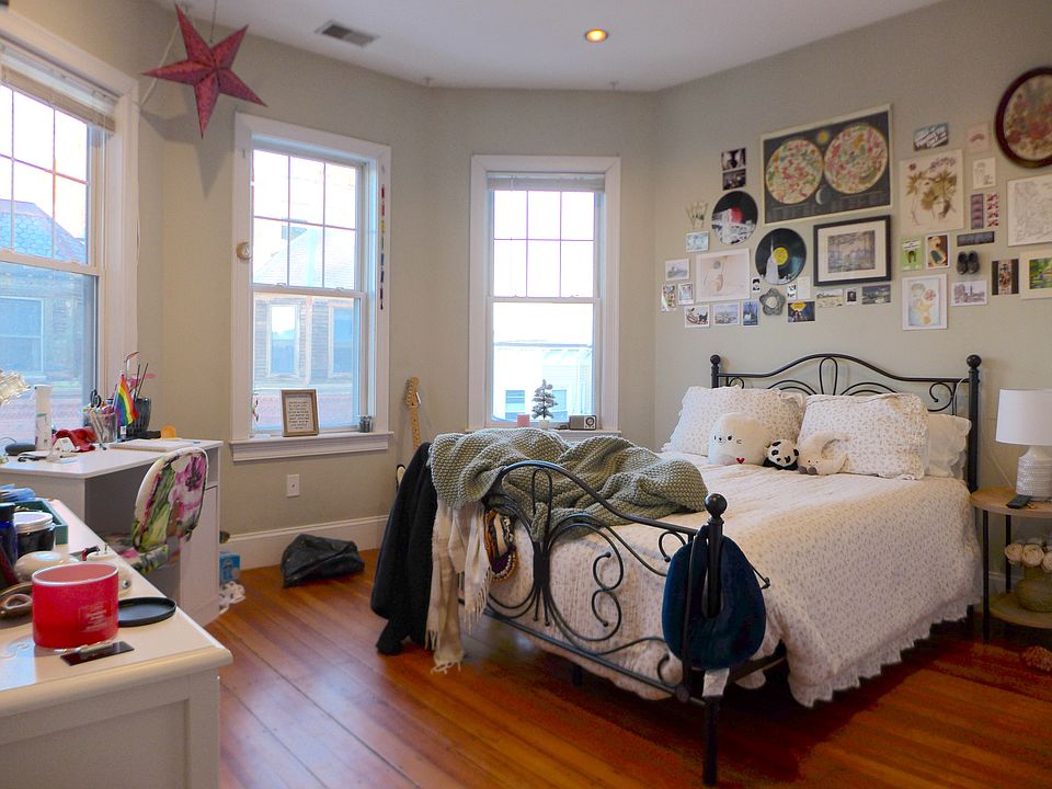1st image of 155 Hillside St