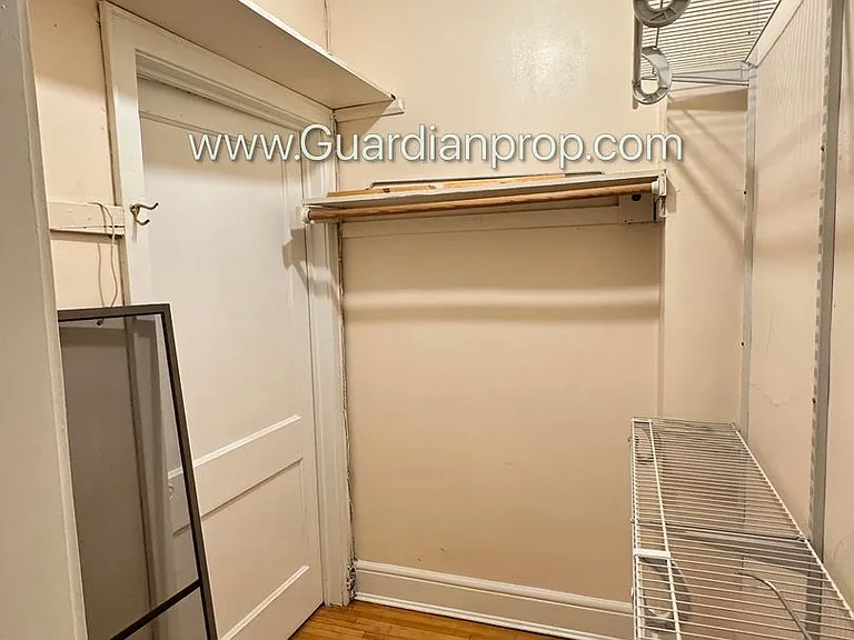2876 Humboldt Ave S #205 — Photo 20