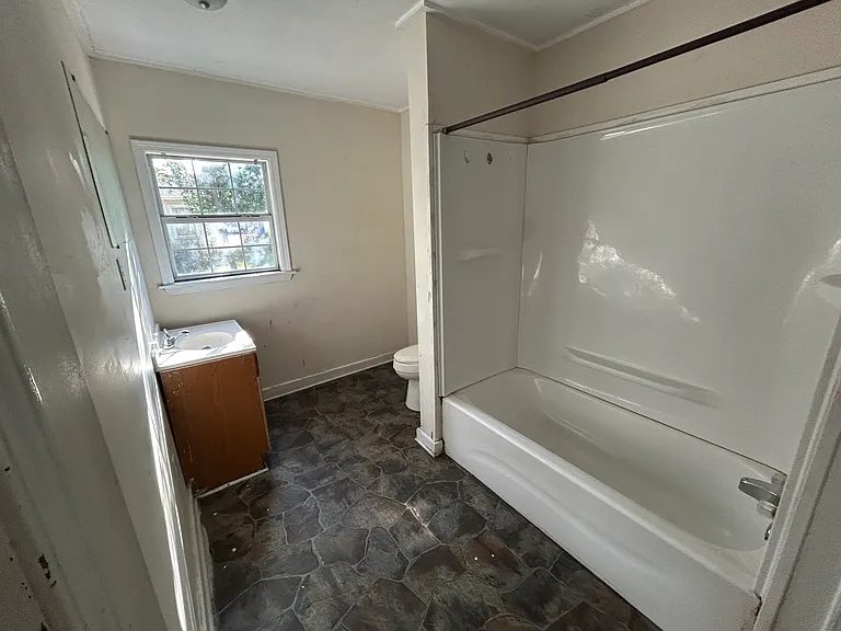 507 College Ave S — Photo 5