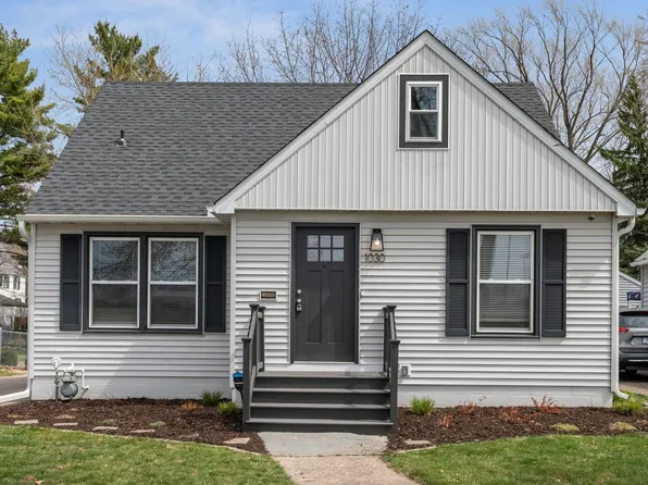 1030 Bidwell St, West Saint Paul, MN 55118