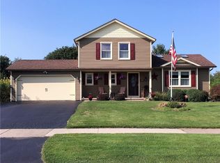 370 Crosby Ln, Rochester, NY 14612