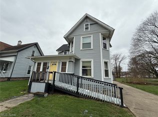 555 E Canal St, Newcomerstown, OH 43832