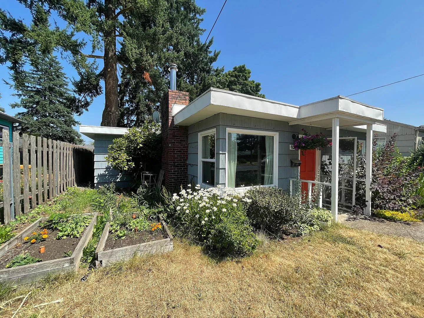 2Bd/1Ba Brentwood-Darlington neighborhood in SE ~ Large Yard and Washer/Dryer Included — Photo 2