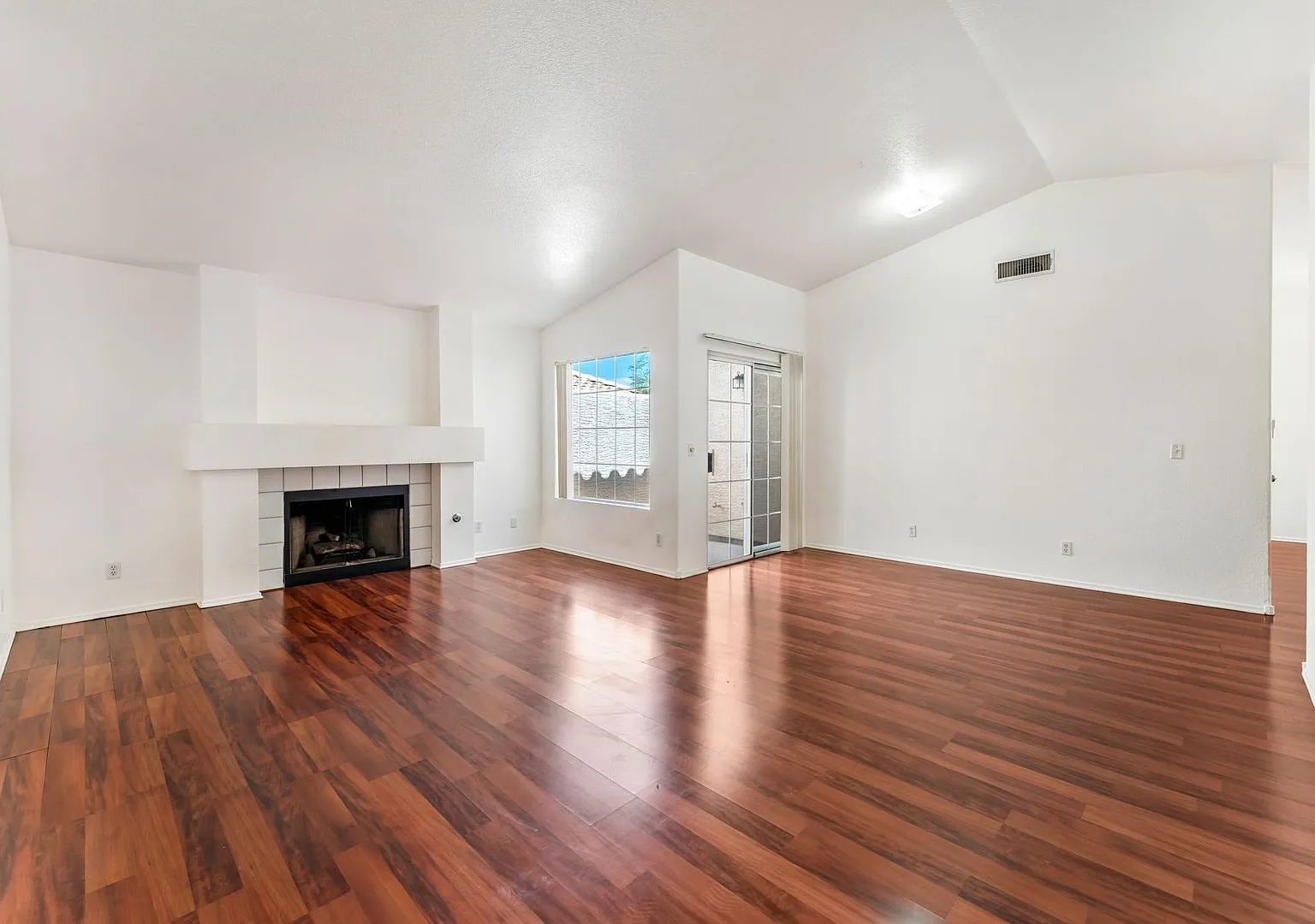 Single-Story Las Vegas Home with Spacious Living Areas & Covered Patio! — Photo 4