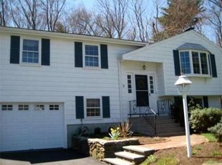 3 Jackson Dr, South Walpole, MA 02071