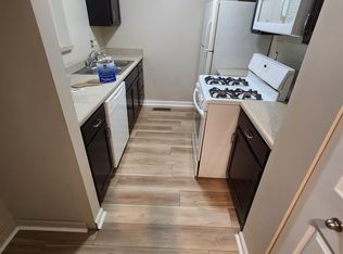 1118 Penn Ave #4, Mishawaka, IN 46544