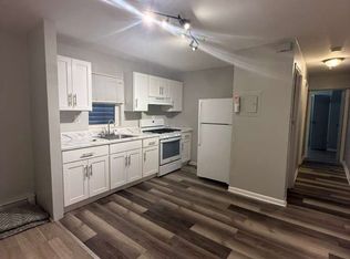 222 3rd St #2, Elizabethport, NJ 07206