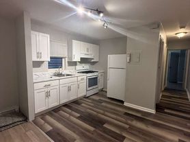 222 3rd St