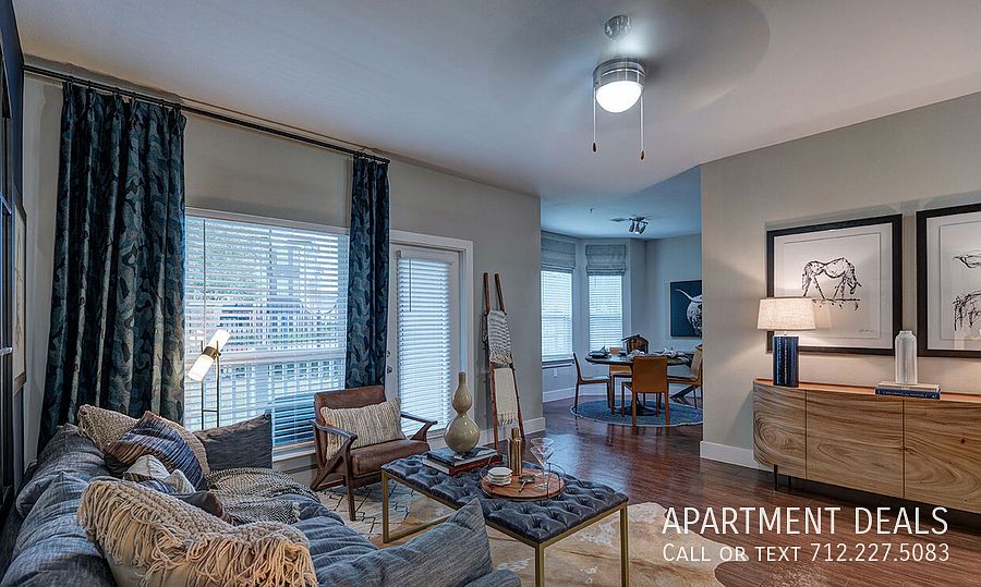 1st image of 18 W Walker St #2783