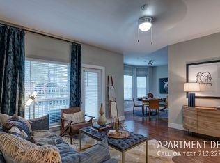 18 W Walker St #2783, League City, TX 77573