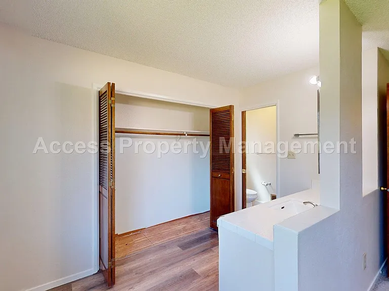 1441 Montclair Dr — Photo 28