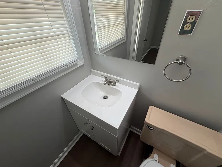 1786 Hester Rd — Photo 5