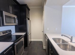 911 N Orange Ave APT 335, Orlando, FL 32801