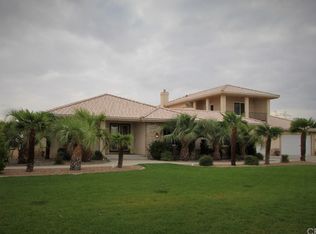 6925 Cataba Rd, Oak Hills, CA 92344