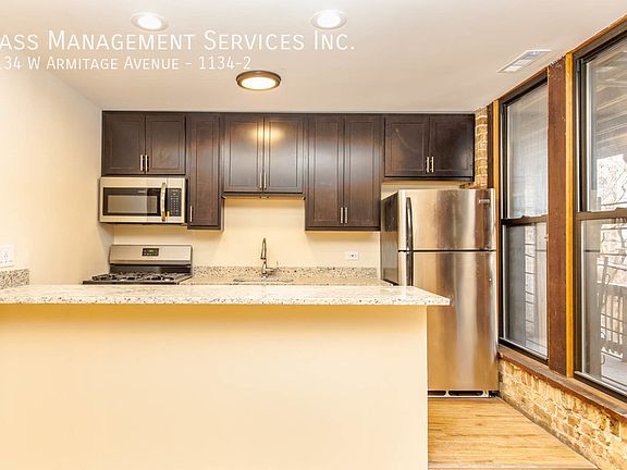 3rd image of 1134 W Armitage Ave APT 2