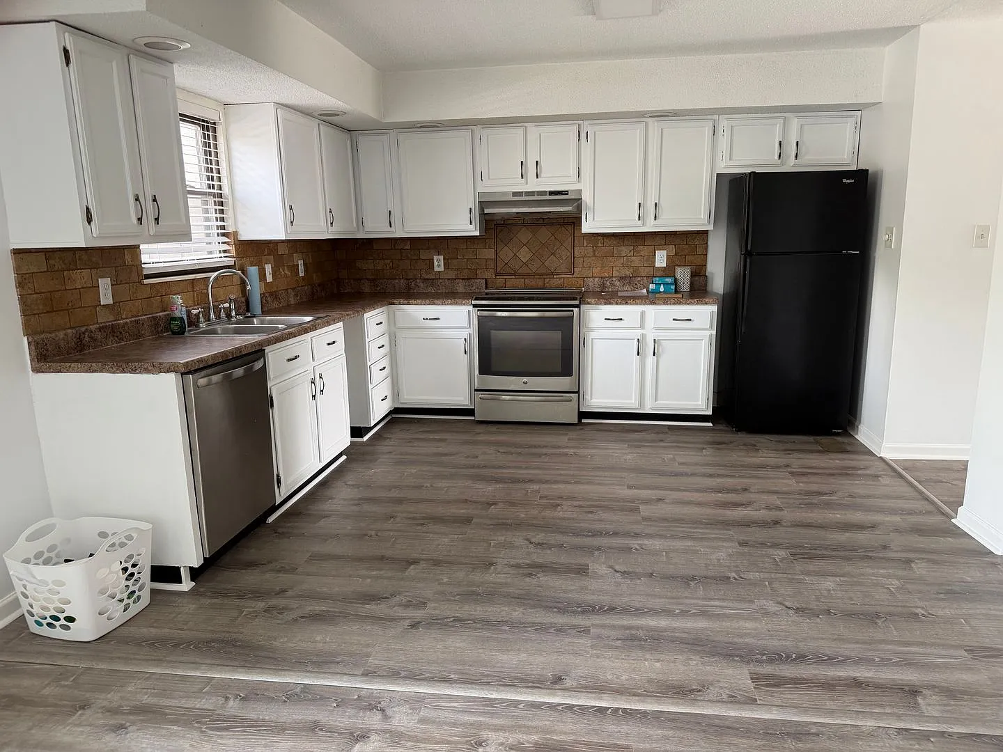 West Knoxville 37923 - 3 bedroom, 2. — Photo 4