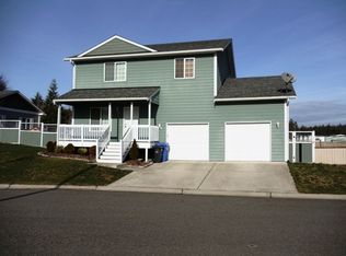 1228 NE Big Berry Loop, Oak Harbor, WA 98277
