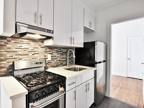 3rd image of 253 W 91st St APT 2C