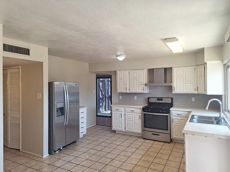 10238 White Elm Rd — Photo 9