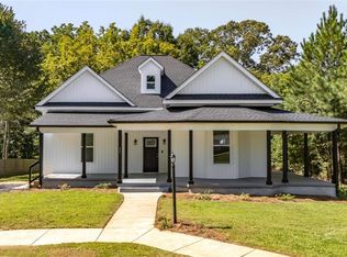 75 Rose St, Tallapoosa, GA 30176