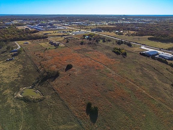 2nd image of County Road 3570