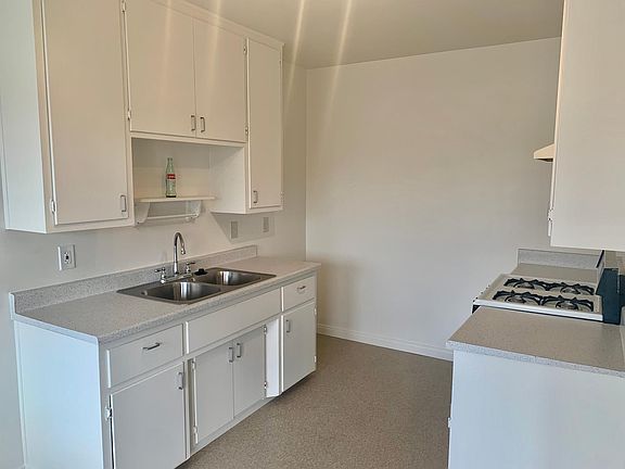 4th image of 9710 Olive St APT 5