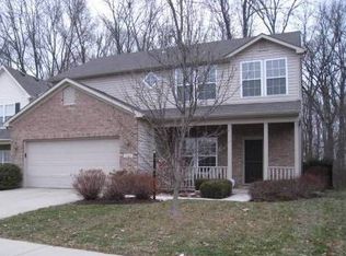 12195 Sagamore Woods Dr, Fishers, IN 46037