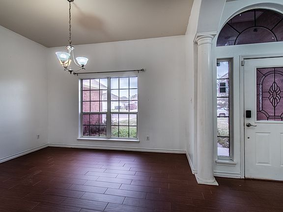 3rd image of 7013 Madiera Dr