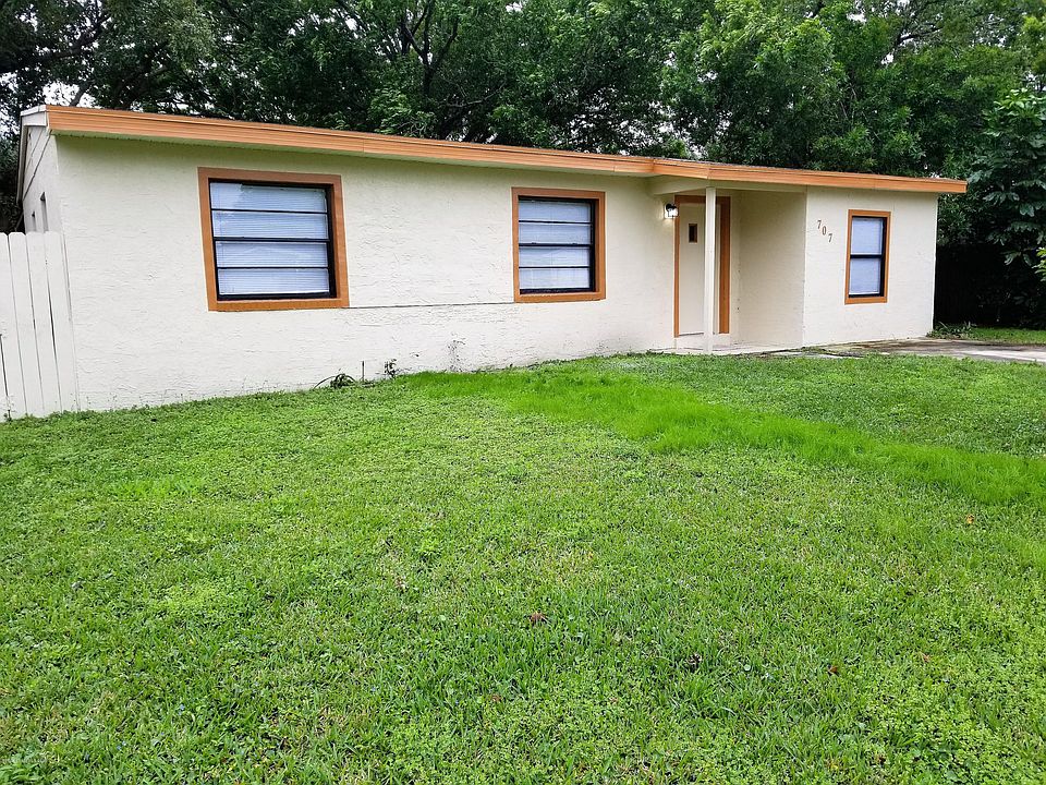 1st image of 707 Bonnie Cir
