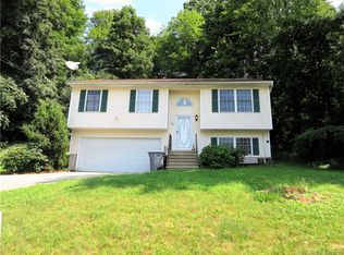 35 Flanders Rd, Niantic, CT 06357
