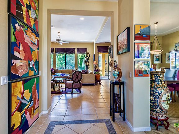 2nd image of 1441 Amelia Way
