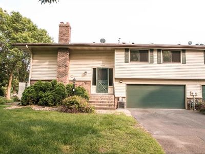 3658 Garden Ct N, Oakdale, MN, 55128