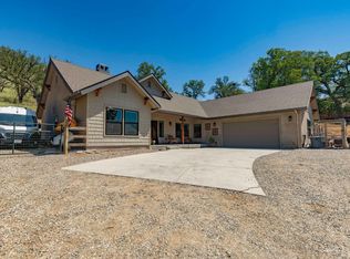 24301 Bowen Ct, Tehachapi, CA 93561