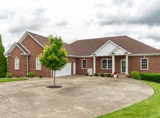 217 Larkwood Dr, Richmond, KY 40475