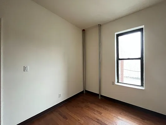 Rented by Compass | media 4