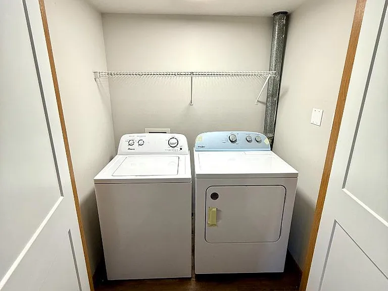 Unit Photo