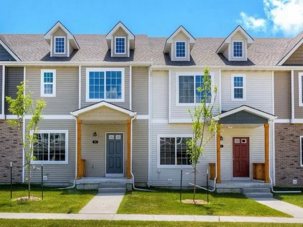 34 SE Booth Ave, Waukee, IA 50263