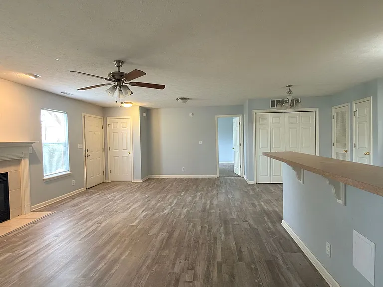 3221 Kildaire Dr #2B — Photo 7