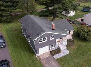 108 Custer Dr, Windsor, CT 06095