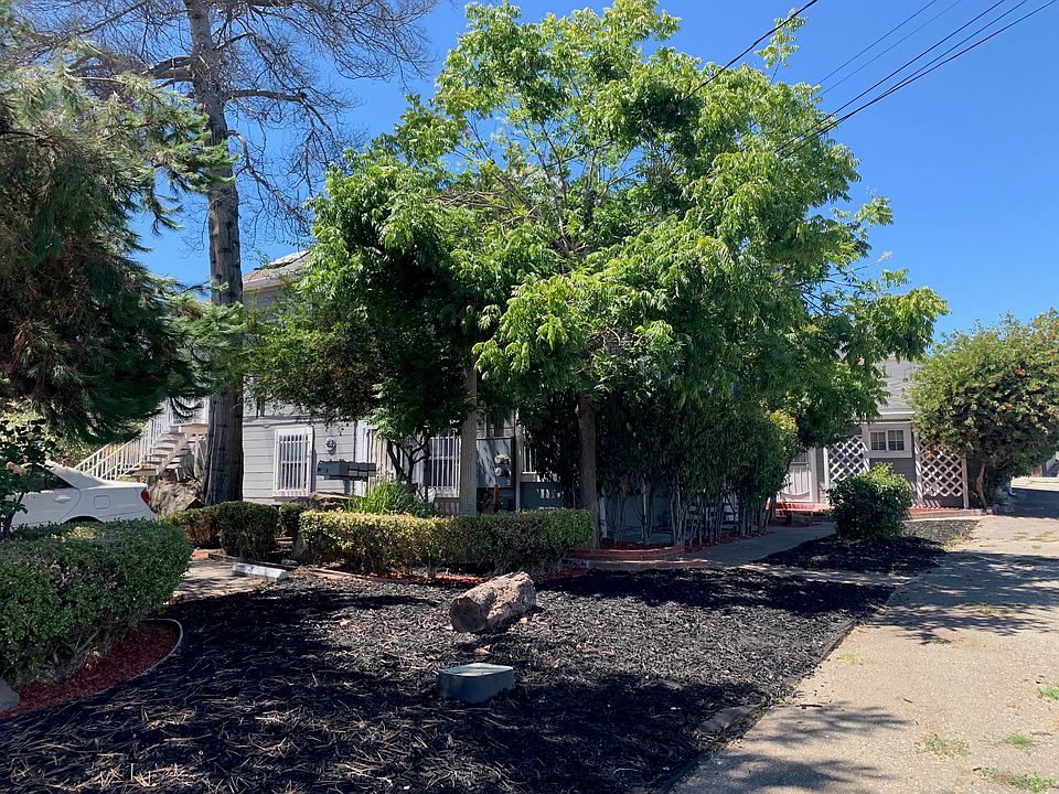 Exterior Street Side View POV