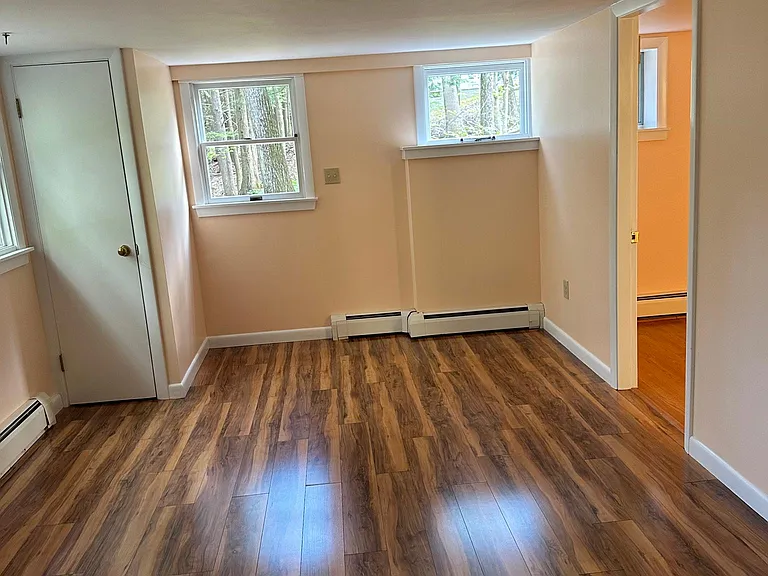 47 Ridgewood Dr — Photo 4