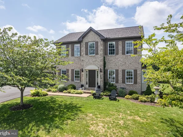 19515 Portsmouth Dr, Hagerstown, MD 21742