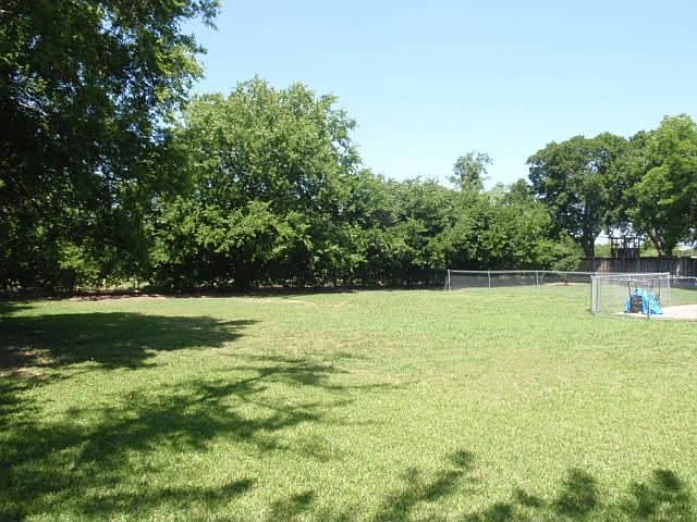 2nd image of 4312 Winding Way
