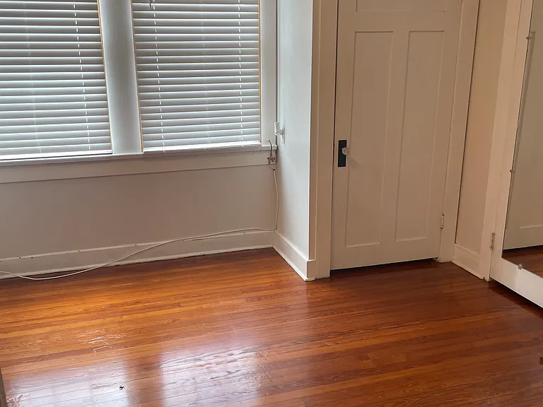 2401 Nashville Ave — Photo 11