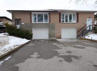 234 Greencedar Dr, Hamilton, ON L9C 6W6