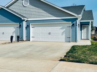 126 Brawley Villas Pl, Mooresville, NC 28117