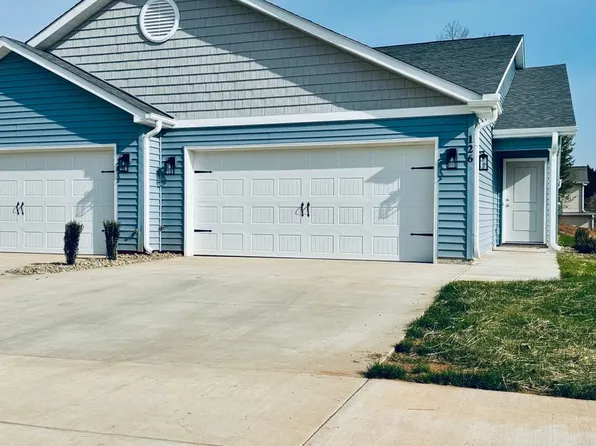 126 Brawley Villas Pl, Mooresville, NC